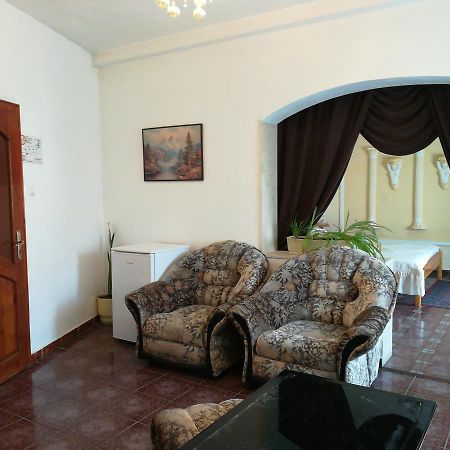 Family Hotel George Svilengrad Exterior photo