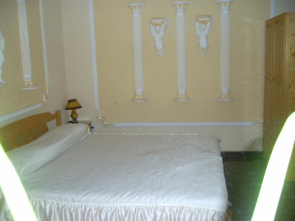 Family Hotel George Svilengrad Room photo